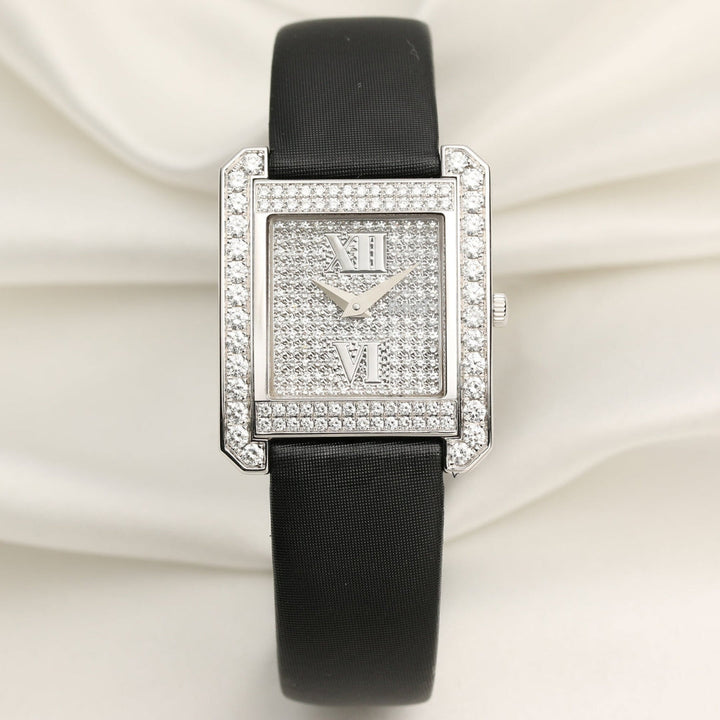 Moissanite 48.40 CT Round Cut Diamond Brutalist Watch Jewel Carts