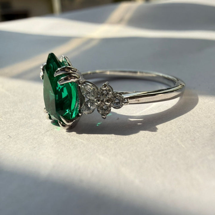 Designer Green Diamond Bridal Ring Set with Sparkling White Stones