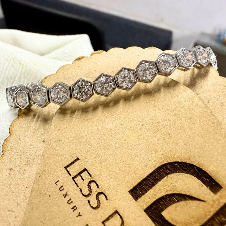 Brilliant Round Diamond Bracelet in White Gold