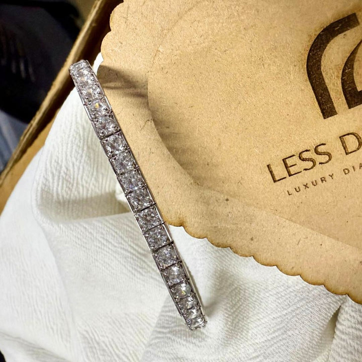 Round Diamond Bracelet of Eternal Glow