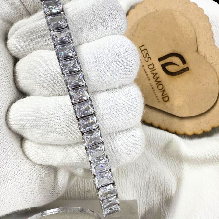 Bold Radiant Diamond Bracelet for Modern Women