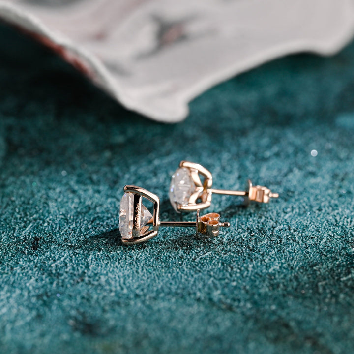 Moissanite 3.50 CT Heart Diamond Stud Earring