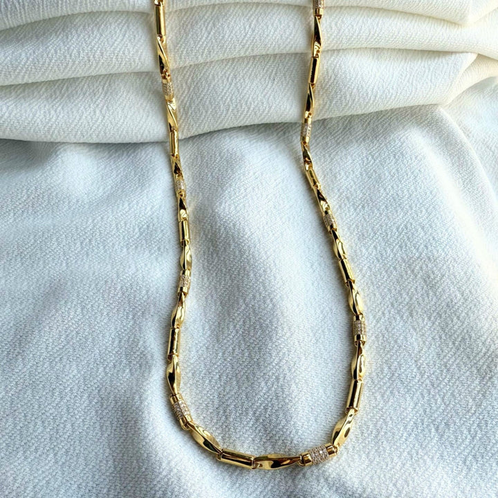 Geometric Chic Gold & Diamond Necklace For Men