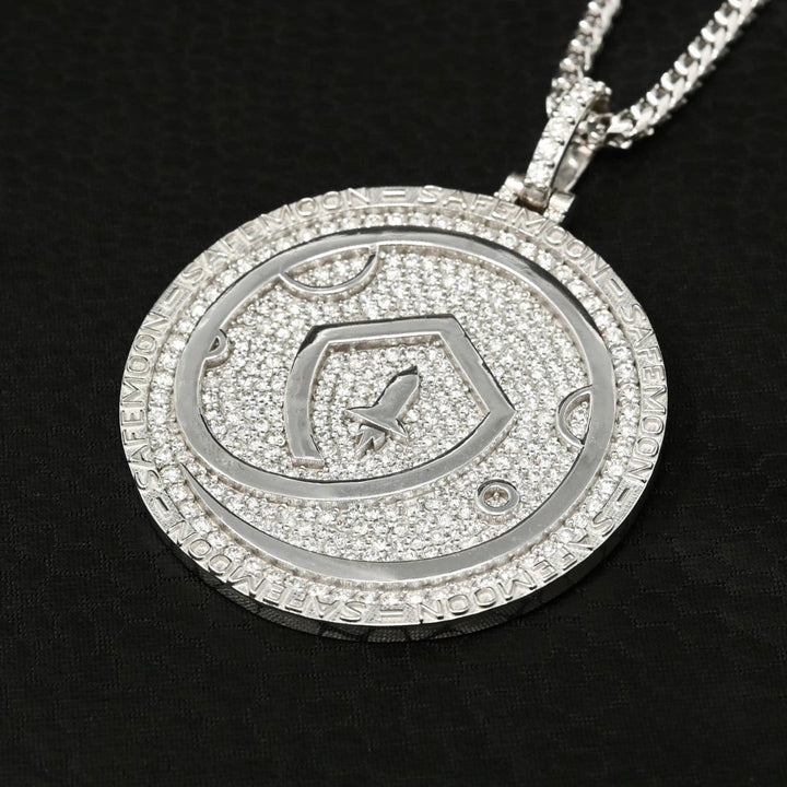 Moissanite 37.00 CT Round Diamond Brutalist Pendant