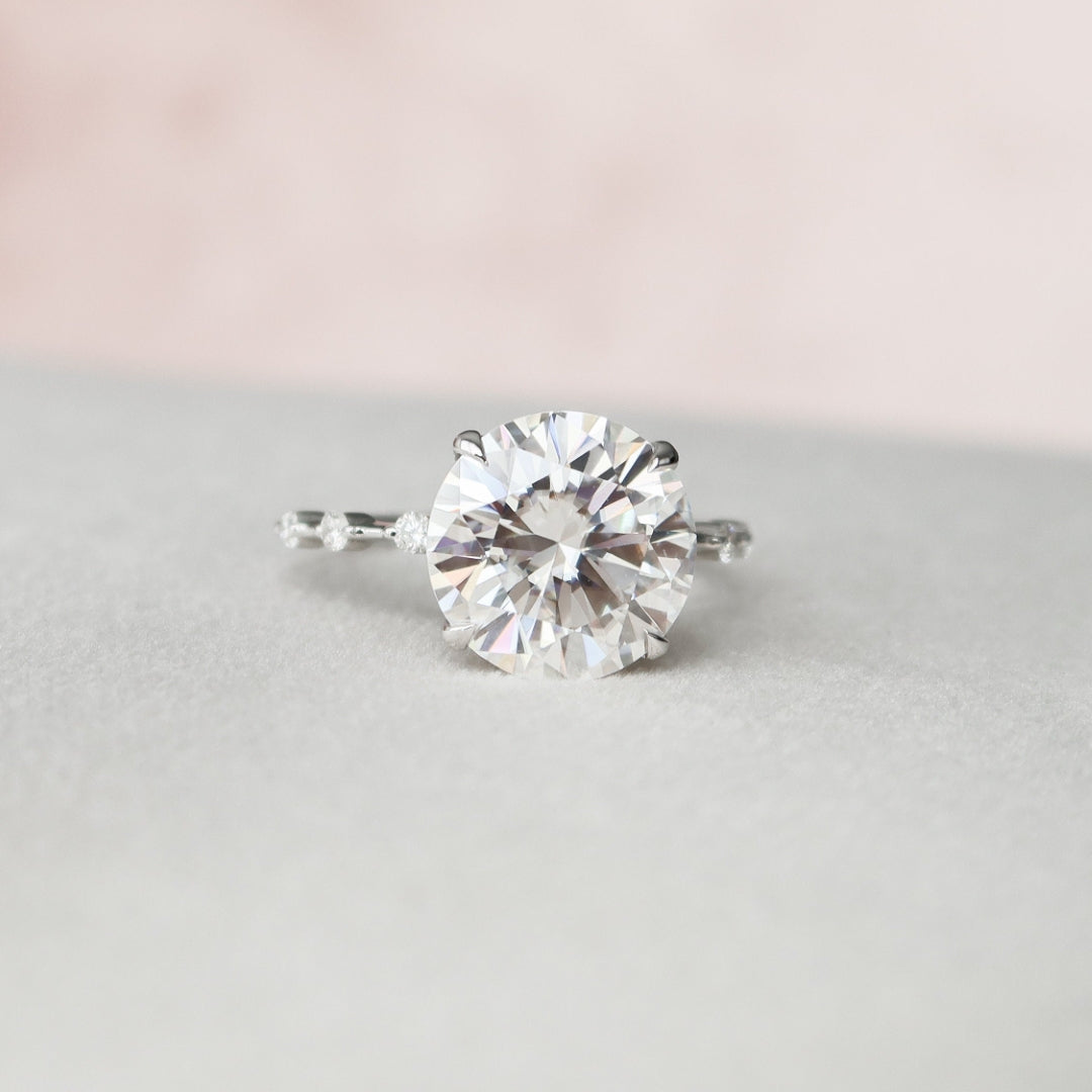 Moissanite 3.90 CT Round Cut Diamond Art Nouveau Wedding Ring