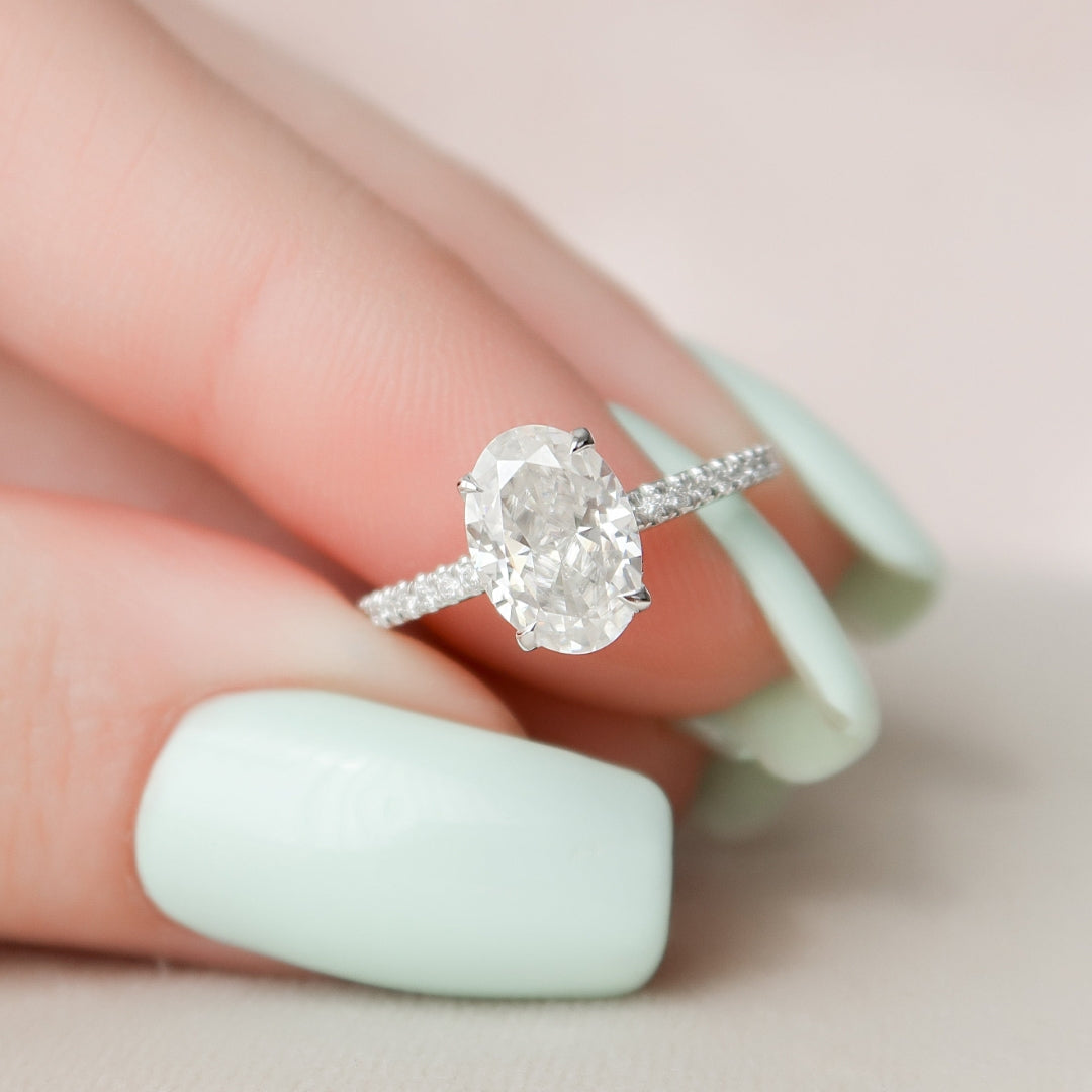 Less Diamond Moissanite 2.50 CT Oval Diamond Avant Garde Engagement Ring – Less Diamond