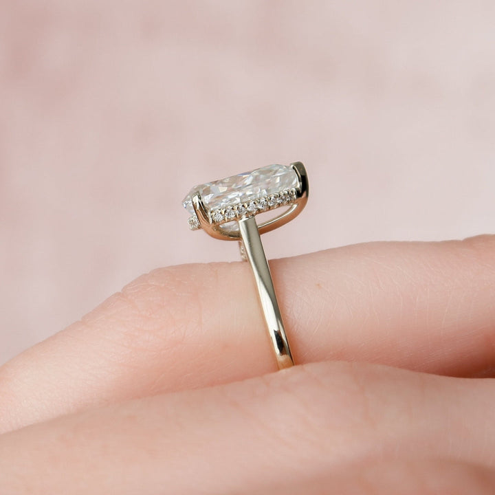 Moissanite 1.98 CT Pear Cut Diamond Art Nouveau Wedding Ring