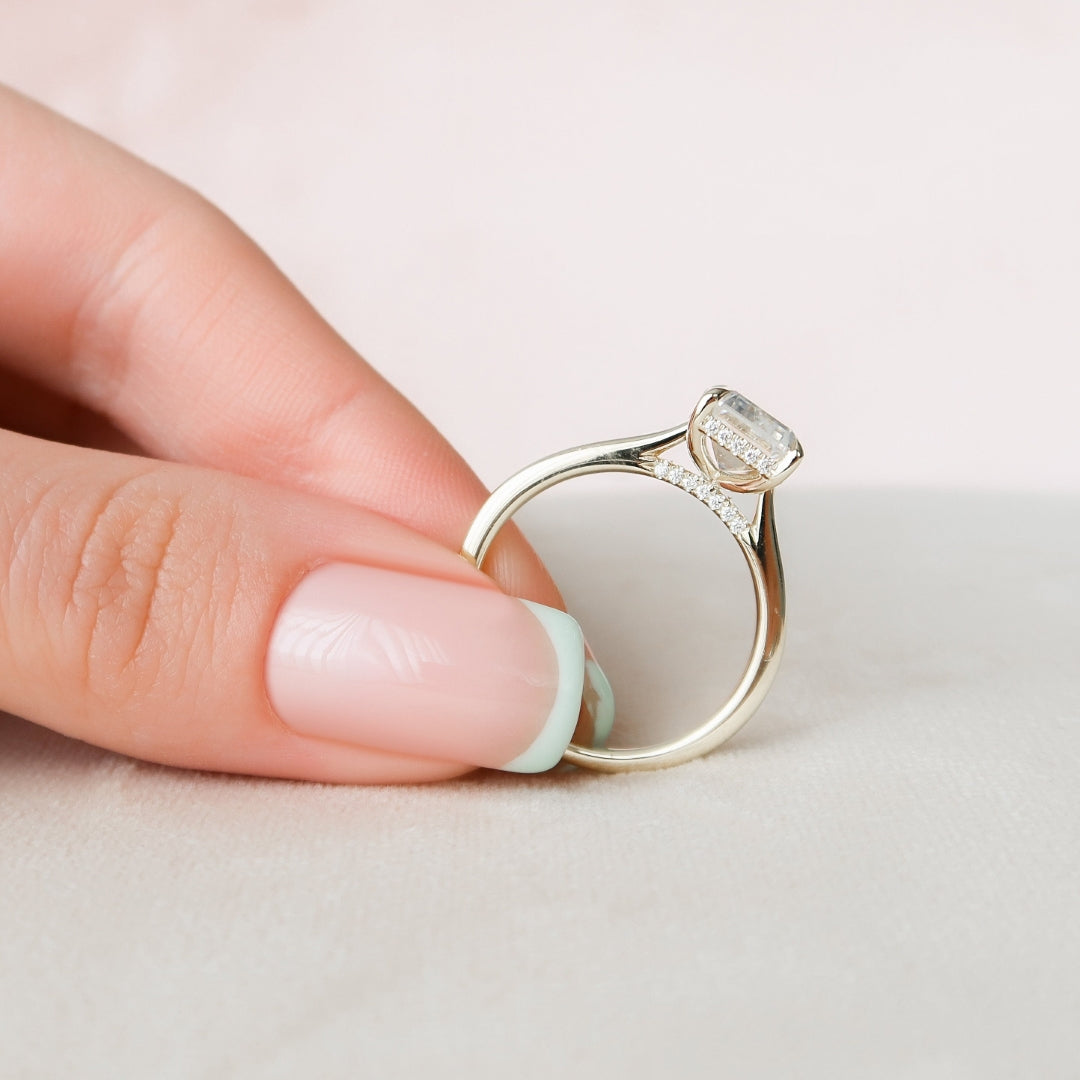 Moissanite 4.00 CT Emerald Diamond Art Deco Engagement Ring