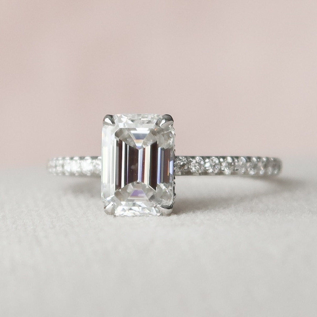 Less Diamond Moissanite 1.50 CT Emerald Diamond Art Nouveau Handmade Ring – Less Diamond