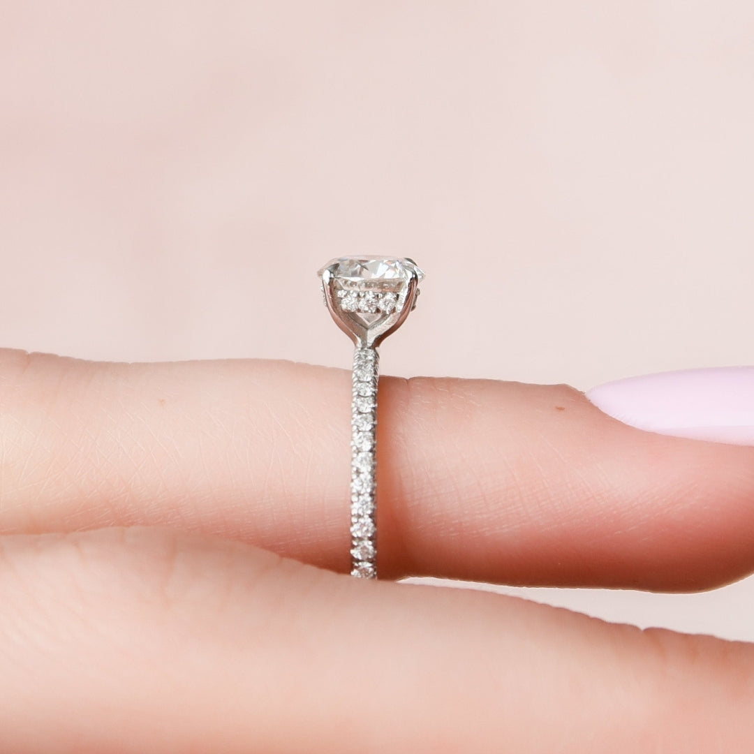 Moissanite 2.30 CT Round Cut Diamond Brutalist Wedding Ring