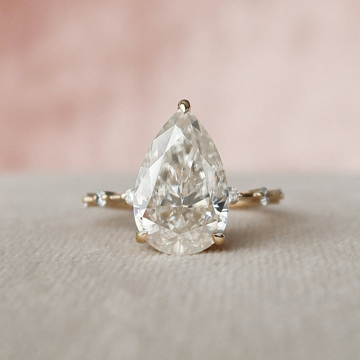 Moissanite 3.65 CT Pear Cut Diamond Brutalist Wedding Ring