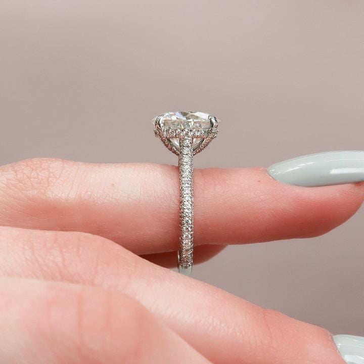 Moissanite 4.75 CT Round Cut Diamond Avant Garde Wedding Ring