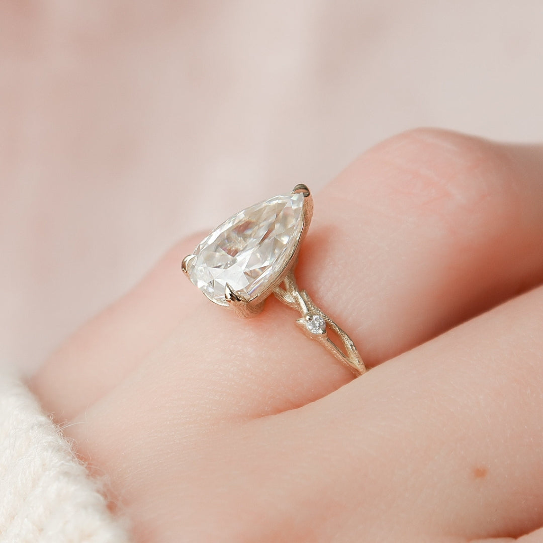 Moissanite 2.53 CT Pear Cut Diamond Minimalist Engagement Ring