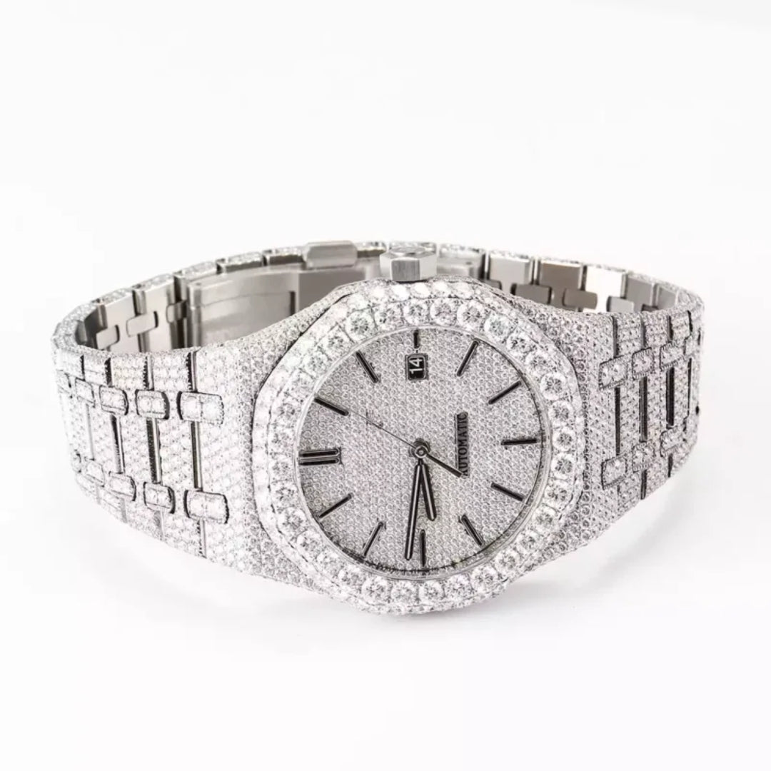 Moissanite 70.00 CT Round Cut Diamond Boho & Hippie Watch