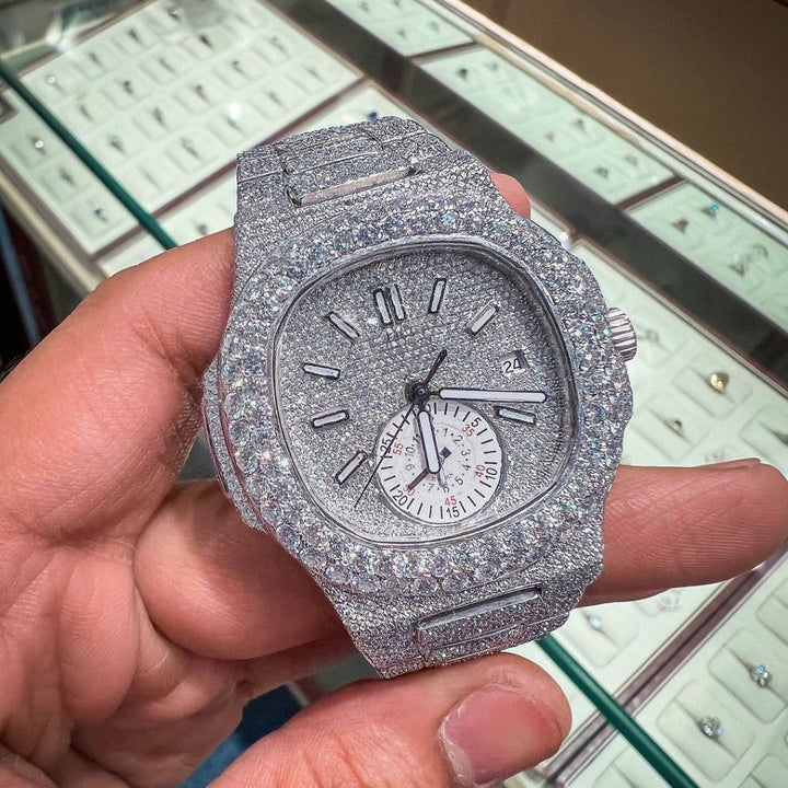 Moissanite 40.64 CT Round Cut Diamond Avant Garde Watch