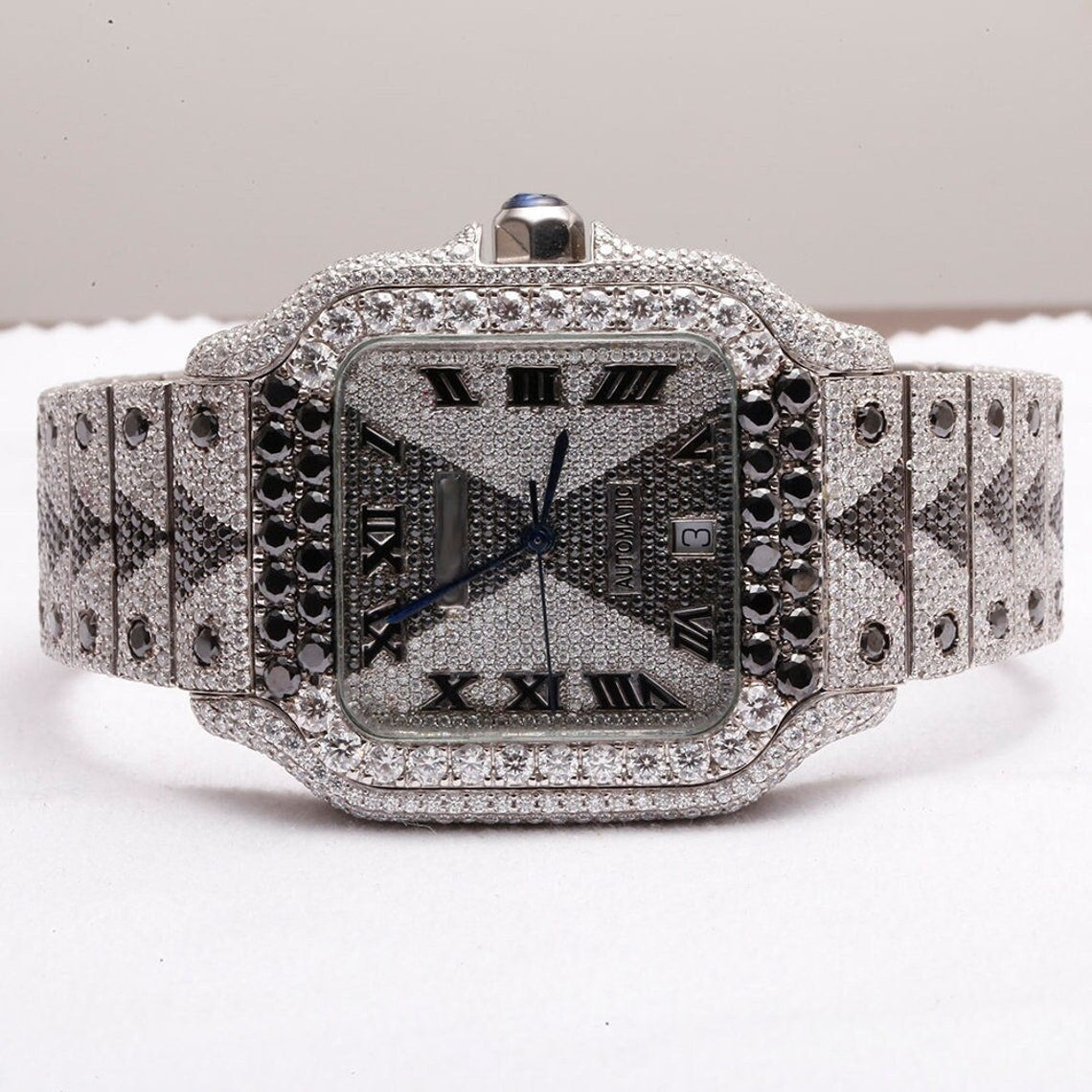 Moissanite  38.76 CT Round Cut Diamond Avant Garde Watch