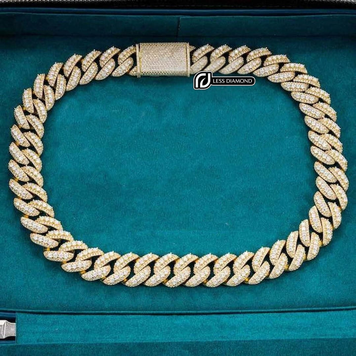 Round Moissanite Pavé Cuban Link Necklace in 14K Yellow Gold Front View