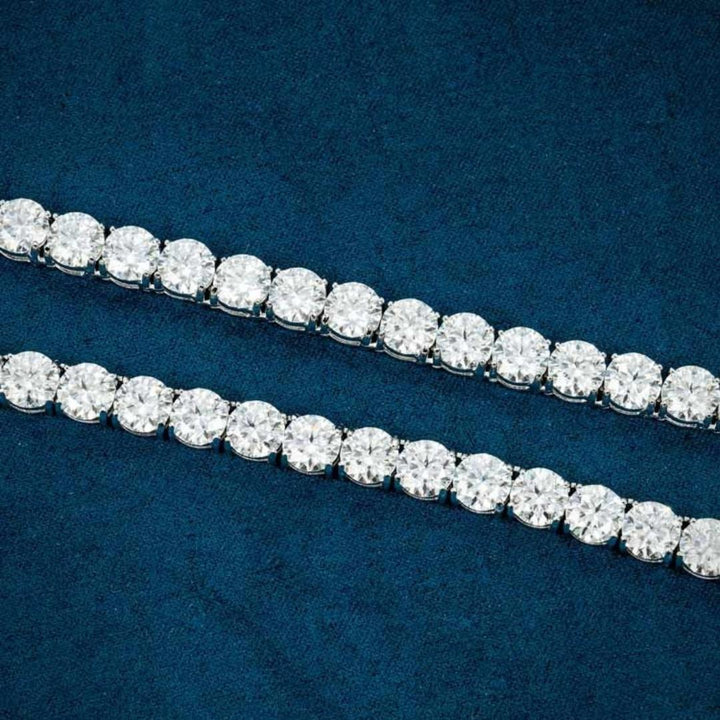 Round Moissanite Tennis Necklace in 14K White Gold Detailed Link View